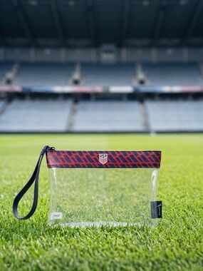 American Airlines FIFA Team USA World Cup Amenity Kit Clear Wristlet Bag Purse